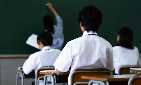 Sắp thêm nhiều khoản phạt với giáo viên vi phạm