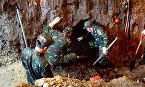 Phát hiện thêm 8 hài cốt liệt sĩ tại hố chôn thứ hai ở Công viên Lê Thị Riêng