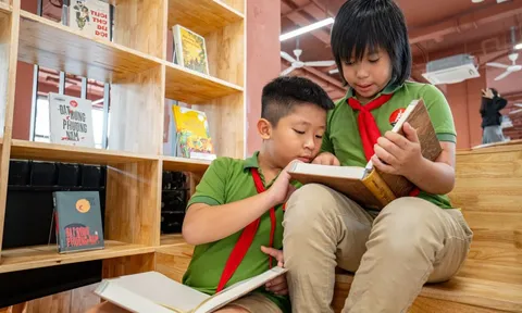 Mượn sách giáo khoa miễn phí, làm mất có phải đền?