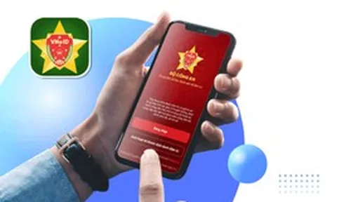 Quy định mới về xuất trình thẻ căn cước vừa chính thức có hiệu lực, tất cả người dân cần biết