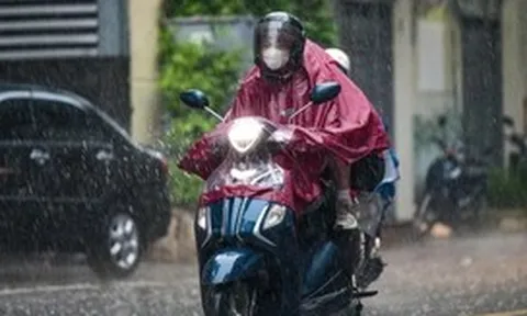 Hà Nội mưa dông giờ tan tầm, Bắc Bộ có nơi mưa lớn hai ngày cuối tuần