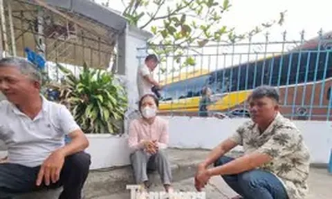 Chuẩn bị hương đèn khấn tìm con trôi giữa biển, người cha 'đứng tim' khi nghe con từ cõi chết trở về