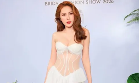 Ca sĩ Thuỷ Tiên tái xuất với diện mạo khác lạ