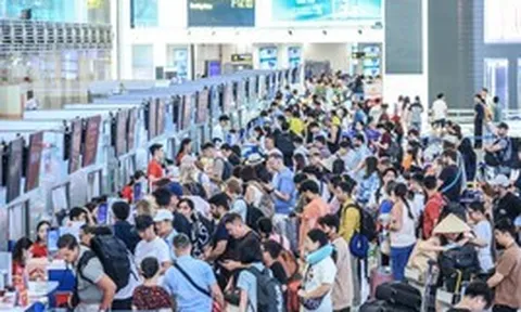 Cơ quan Thuế thông báo: Tạm hoãn xuất cảnh tất cả các cá nhân có tên trong danh sách sau đây