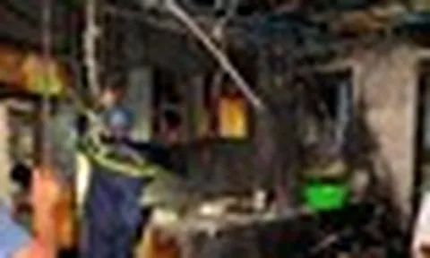 Tình huống 3 mẹ con chạy vào nhà vệ sinh trong vụ cháy chung cư hết sức nguy hiểm