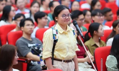 Lý do ĐH Y Hà Nội vẫn giữ 'hô tên' chọn chuyên ngành bác sĩ nội trú