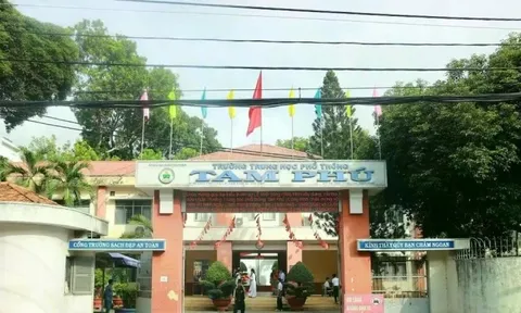 Sở GD&ĐT TPHCM yêu cầu công khai số điện thoại phản ánh lạm thu