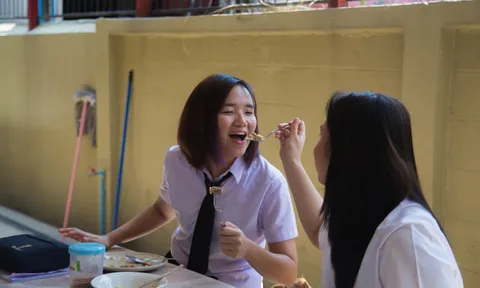 Học sinh ăn những gì, chơi ra sao trong bữa bán trú ở nhiều quốc gia?