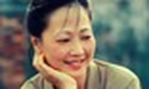 Mỹ nhân màn ảnh một thời: 72 tuổi vẫn đóng phim, bình dị bên chồng nhiếp ảnh gia
