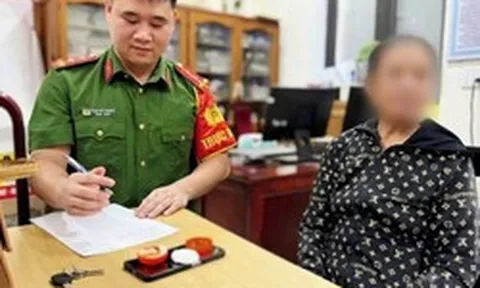 Sau cuộc gọi yêu cầu trả khoản nợ 2 tỷ đồng, người phụ nữ SN 1958 quyết không chuyển khoản mà báo công an Hà Tĩnh