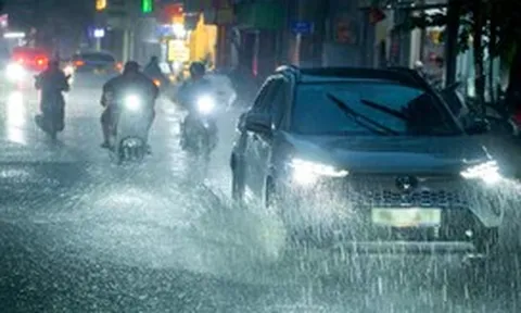 Không khí lạnh gây mưa lớn, cảnh báo lũ quét, sạt lở đất trong đêm
