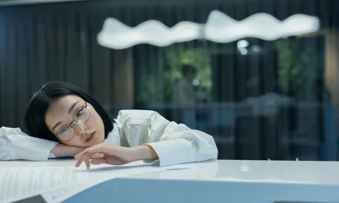 Làm gì để không phải trả giá đắt cho hiện tượng ai cũng xuất sắc?