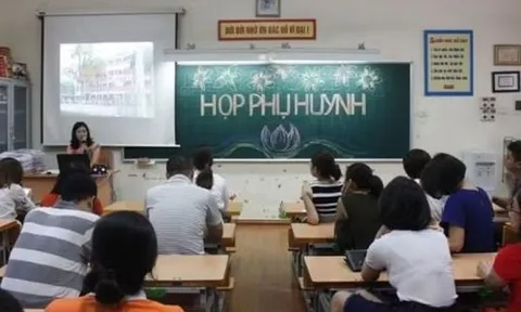 Muôn kiểu lạm thu đầu năm học: Phiếu thông báo dài như tờ sớ