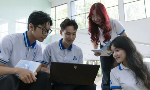 Loạt trường đại học cảnh báo
