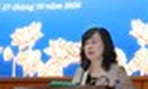 Bộ trưởng Đào Hồng Lan khóc tại buổi họp báo về hiến mô, tạng