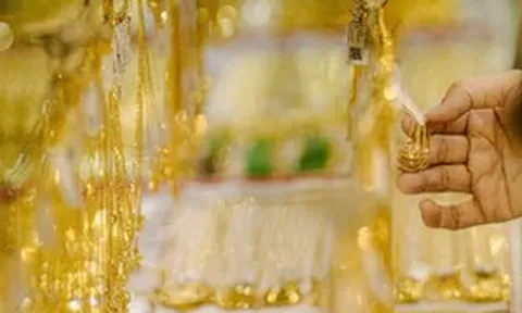 Giá vàng hôm nay 29-10: Vàng thế giới giảm sau cuộc họp Fed