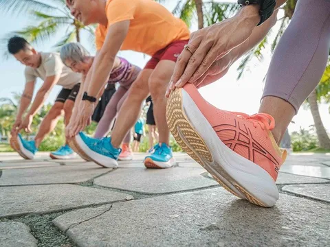 ASICS ra mắt giày chạy bộ GEL-NIMBUS™ 25, giày chạy bộ thoải mái nhất được kiểm chứng bởi 100 vận động viên