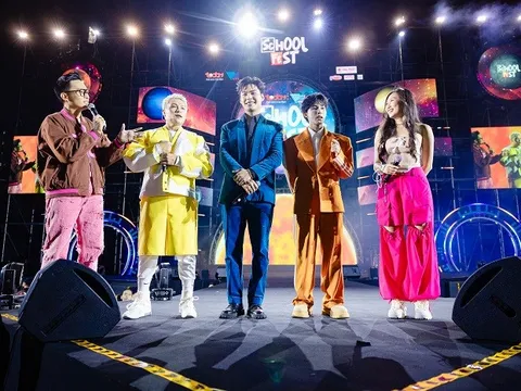 School Fest 4: Một đêm nhạc đáng nhớ với gần 30 sân khấu đỉnh cao của 15 nghệ  sĩ tài năng thu hút gần 40.000 khán giả