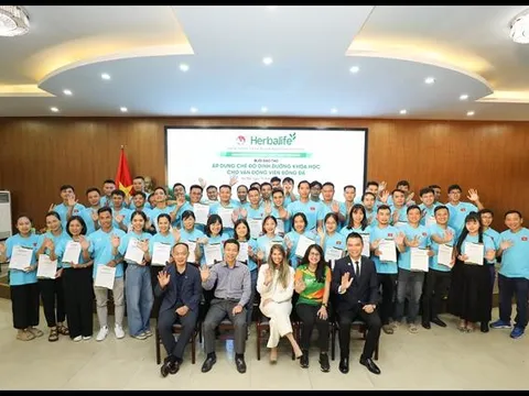 Herbalife Việt Nam và Liên đoàn Bóng đá Việt Nam tổ chức buổi đào tạo về dinh dưỡng khoa học trong thể thao