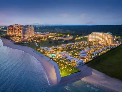 Năm mới - niềm vui mới: Vô vàn bất ngờ khai mở 2025 tại The Grand Ho Tram