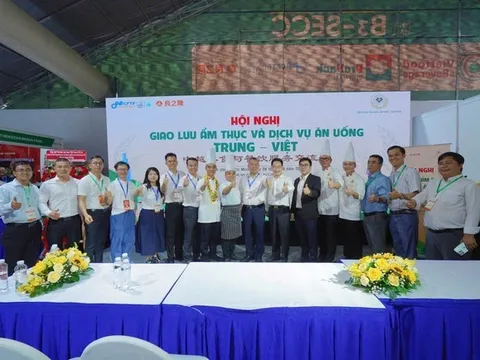 Giao lưu ẩm thực Trung – Việt: Hòa quyện văn hóa ẩm thực, cùng chia sẻ đại tiệc Châu Á