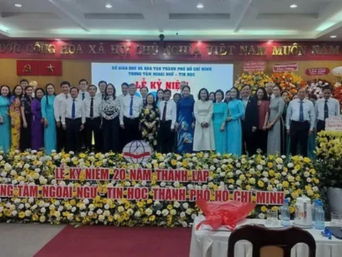 Trung tâm Ngoại ngữ – Tin học TP.HCM 20 năm hình thành và phát triển