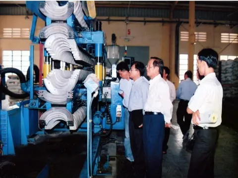 Từ bước đầu gian khó đến vị thế vững vàng trong nền công nghiệp Quốc gia