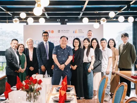 Đại học Monash hợp tác với doanh nghiệp xã hội Việt Nam tài trợ học bổng cho sinh viên có hoàn cảnh khó khăn