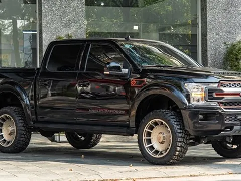 Ford F-150 bản hiếm bán lại giá 6 tỷ sau 5 năm: Đi trung bình 6.800km/năm, chủ cũ giữ xe như mới