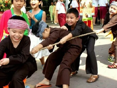 Tp.HCM: Phụ huynh đôn đáo tìm các khóa học hè cho con