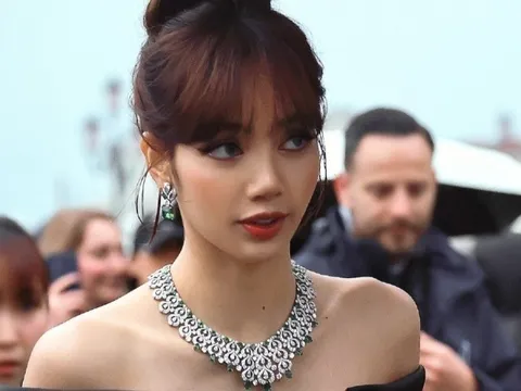 Lisa ở Italy