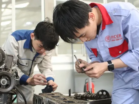 Cân nhắc kỹ càng khôi phục đào tạo cao đẳng trong các cơ sở GD đại học