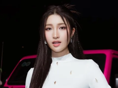 Phương Nhi xuống phong độ vì chọn sai giày