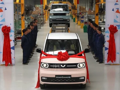 TMT Motors đã xuất xưởng chiếc Wuling HongGuang MiniEV đầu tiên tại Việt Nam