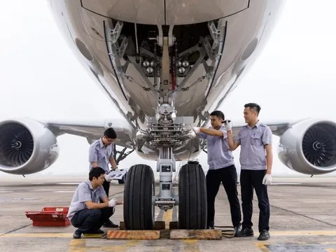 Học phí đại học "đắt đỏ": Ngành Kỹ thuật hàng không hệ 2+ học phí 800 triệu đồng/năm