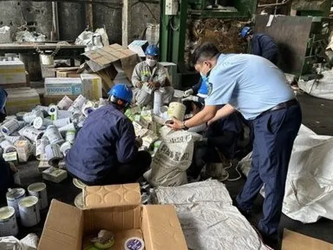 Tp.HCM: Tiêu hủy 900 đơn vị sản phẩm không rõ nguồn gốc, xuất xứ