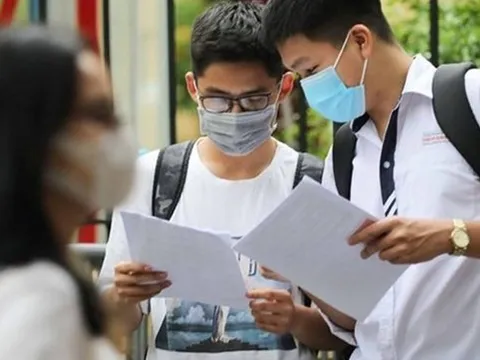 Bất ngờ với điểm chuẩn đại học