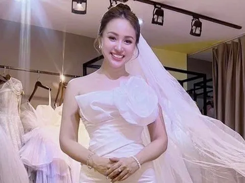 MC Vân Hugo chuẩn bị lên xe hoa với bạn trai doanh nhân