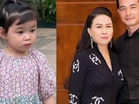 Phượng Chanel lần đầu khoe con gái chung của cô và tình cũ Quách Ngọc Ngoan