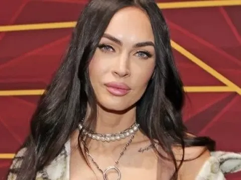 Megan Fox gay gắt trước cáo buộc ép 3 con trai mặc đồ con gái
