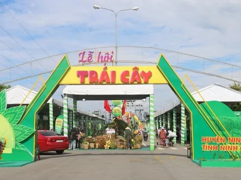 Ninh Thuận: Đa sắc màu Lễ hội trái cây huyện Ninh Sơn