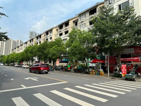 Môi giới “găm” liền kề, biệt thự thời sốt chờ bán chênh, nay bán tháo để trả nợ