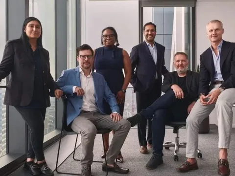 Từng được coi là ‘kỳ lân BĐS’, một công ty ‘chảy máu’ tiền mặt, CEO sa thải 900 nhân sự chỉ sau 1 cuộc gọi Zoom