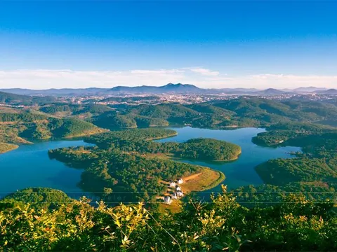 Một doanh nghiệp taxi “nhòm ngó” dự án du lịch nghỉ dưỡng 350ha ở Lâm Đồng