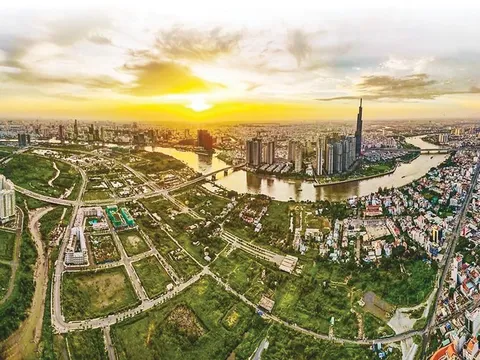 HoREA phản bác lại ý kiến “không tạo ra chính sách đặc thù riêng cho lĩnh vực bất động sản” của Tổng Thư ký Hiệp hội Ngân hàng