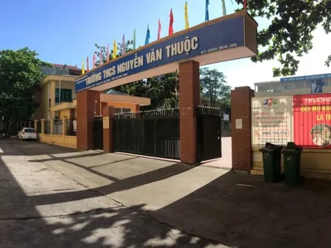 Cách chức hiệu trưởng ở Quảng Ninh chỉ đạo sửa điểm từ yếu thành giỏi