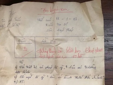 Bài kiểm tra 2 điểm được giấu kín 28 năm