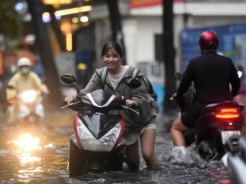 Lý do khiến Nam bộ, TP.HCM mưa dông dai dẳng cả tuần