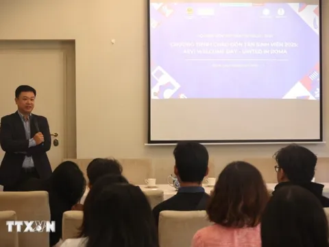 Ấm áp lễ chào đón tân sinh viên Việt Nam tại Italy