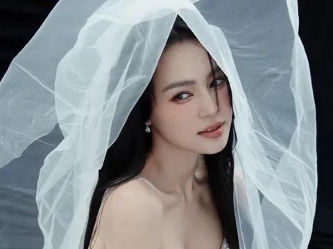 Lan Ngọc mất điểm